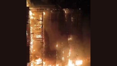 Huge fire breaks out at shopping mall in Hyderabad