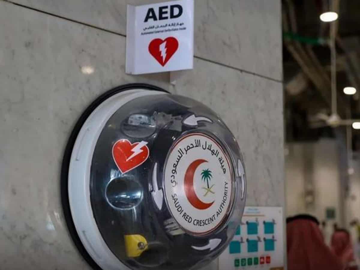 15 defibrillators installed for cardiac patients at Makkah's Grand Mosque