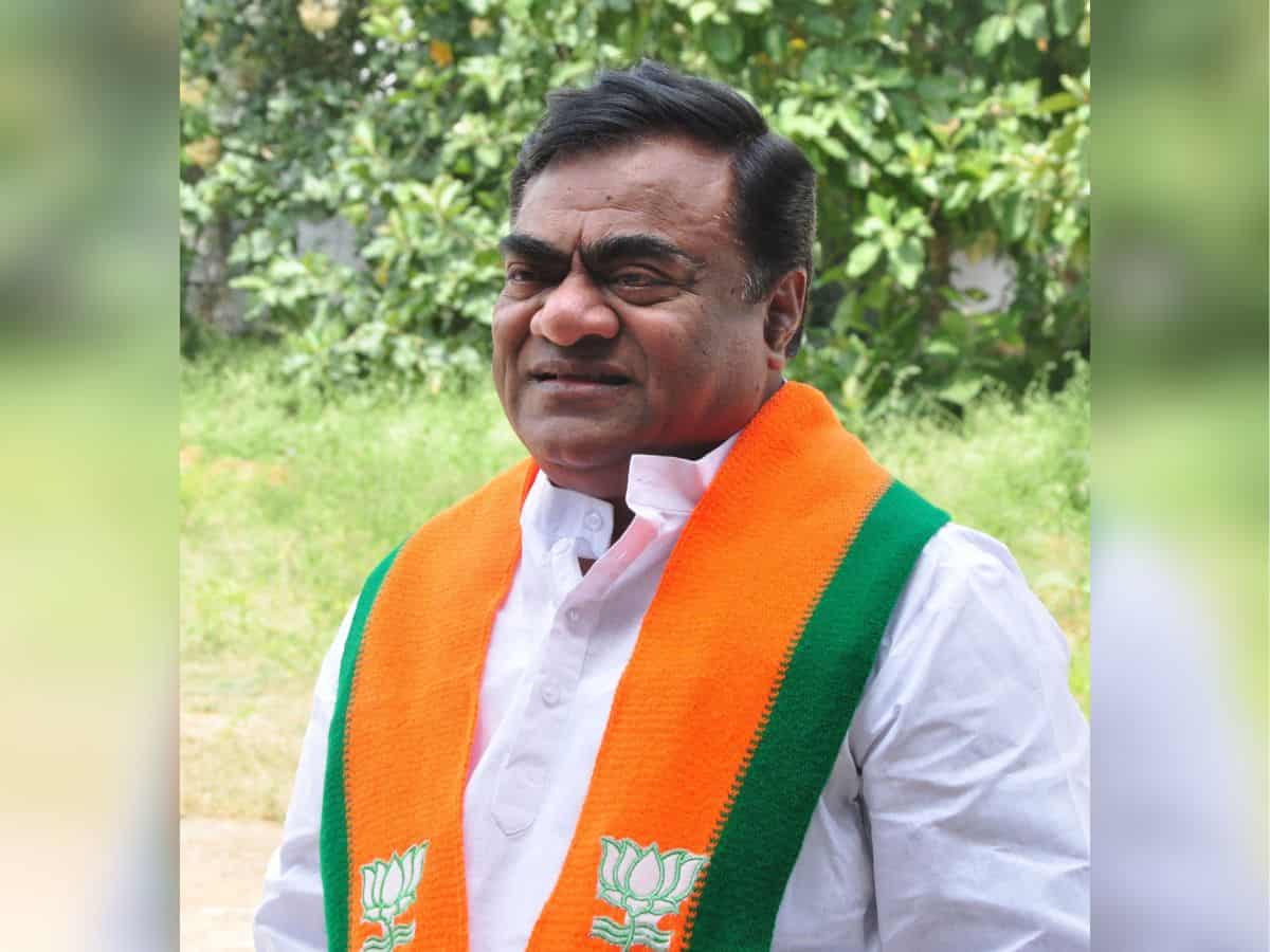 Telangana: Ex-minister Babu Mohan resigns from BJP ahead of LS polls