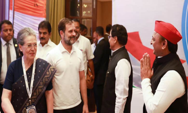 Will Cong-SP alliance survive the seat-sharing test in UP?