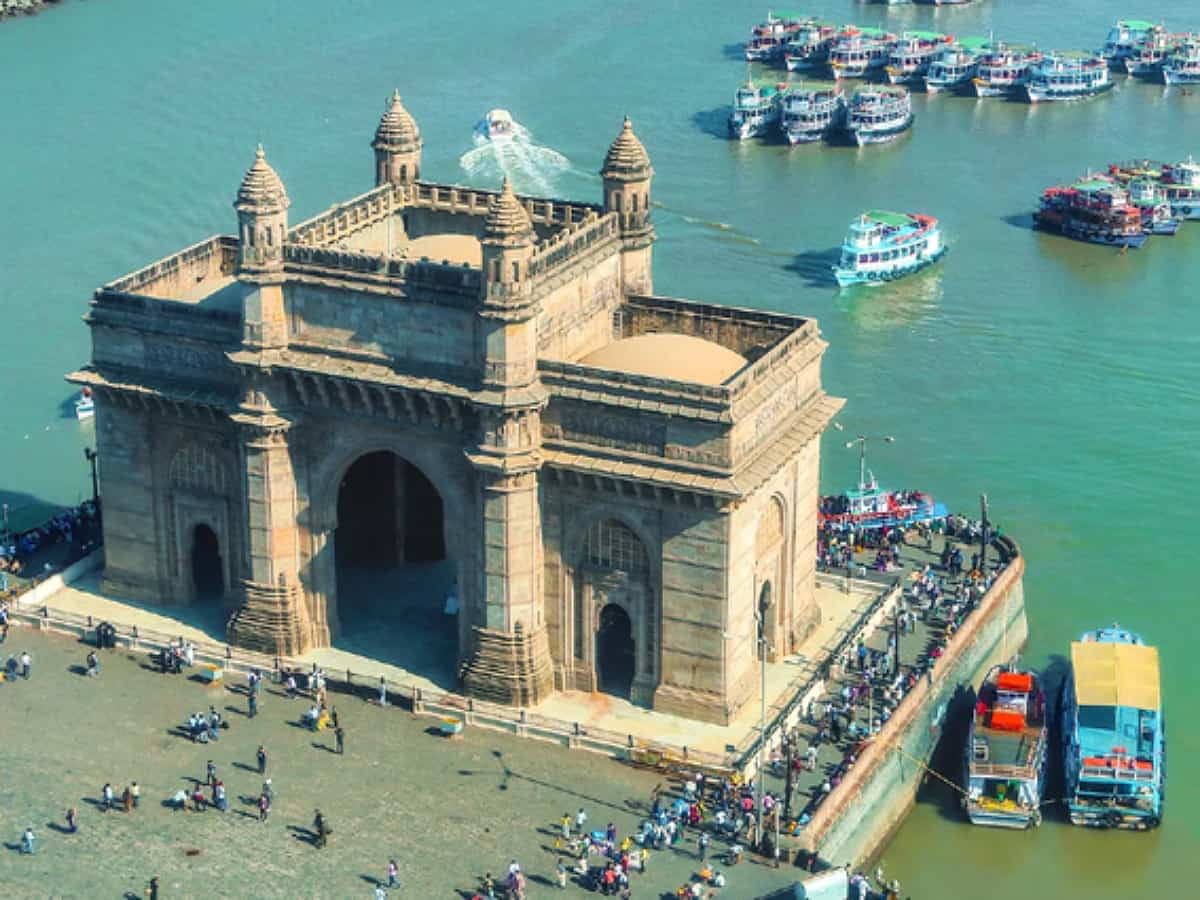 Mumbai cops launch probe as boat from Kuwait arrives at Gateway of India