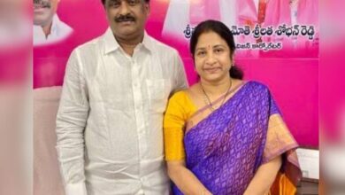 Hyderabad deputy mayor Srilatha joins Congress from BRS