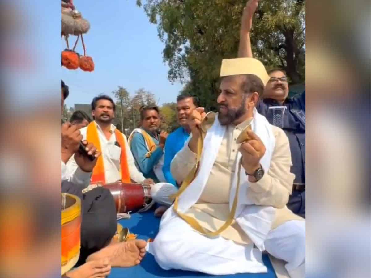 Maha: Case filed on AIMIM MP Jaleel over bank depositors' agitation