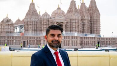Indian-origin banker quits high-paying job to volunteer at Abu Dhabi BAPS Hindu mandir