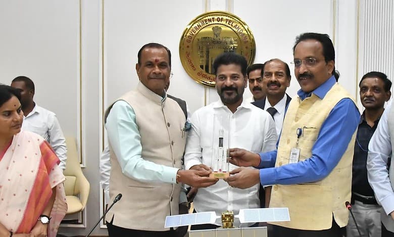 Telangana Aviation Academy signs MoU with ISRO to train drone pilots