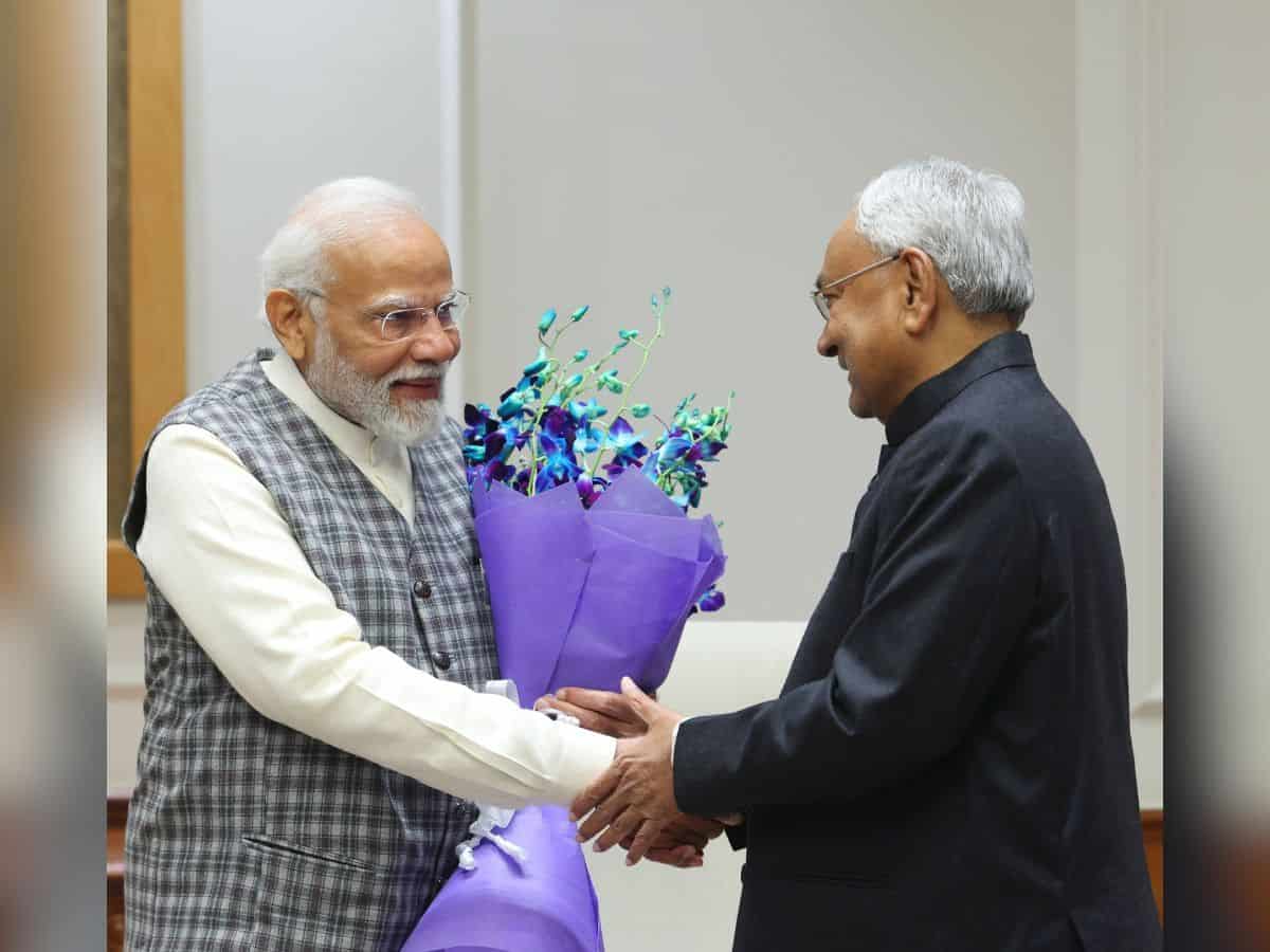 Nitish Kumar meets PM Modi, says will never leave NDA again