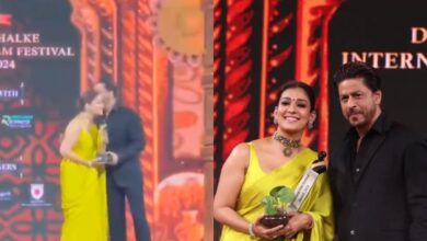 Watch: Nayanthara gets a kiss and award from Shah Rukh Khan