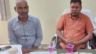 Hyderabad: Shamirpet Tahsildar caught while taking 10 lakh bribe