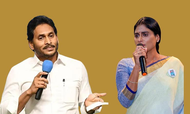 AP: Sharmila poses questions to brother Jagan on 'Daga DSC'