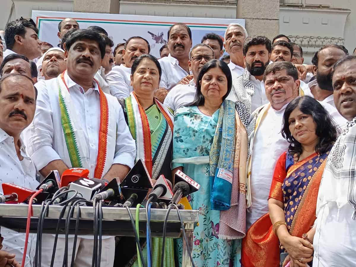 Hyderabad deputy mayor Srilatha joins Congress from BRS