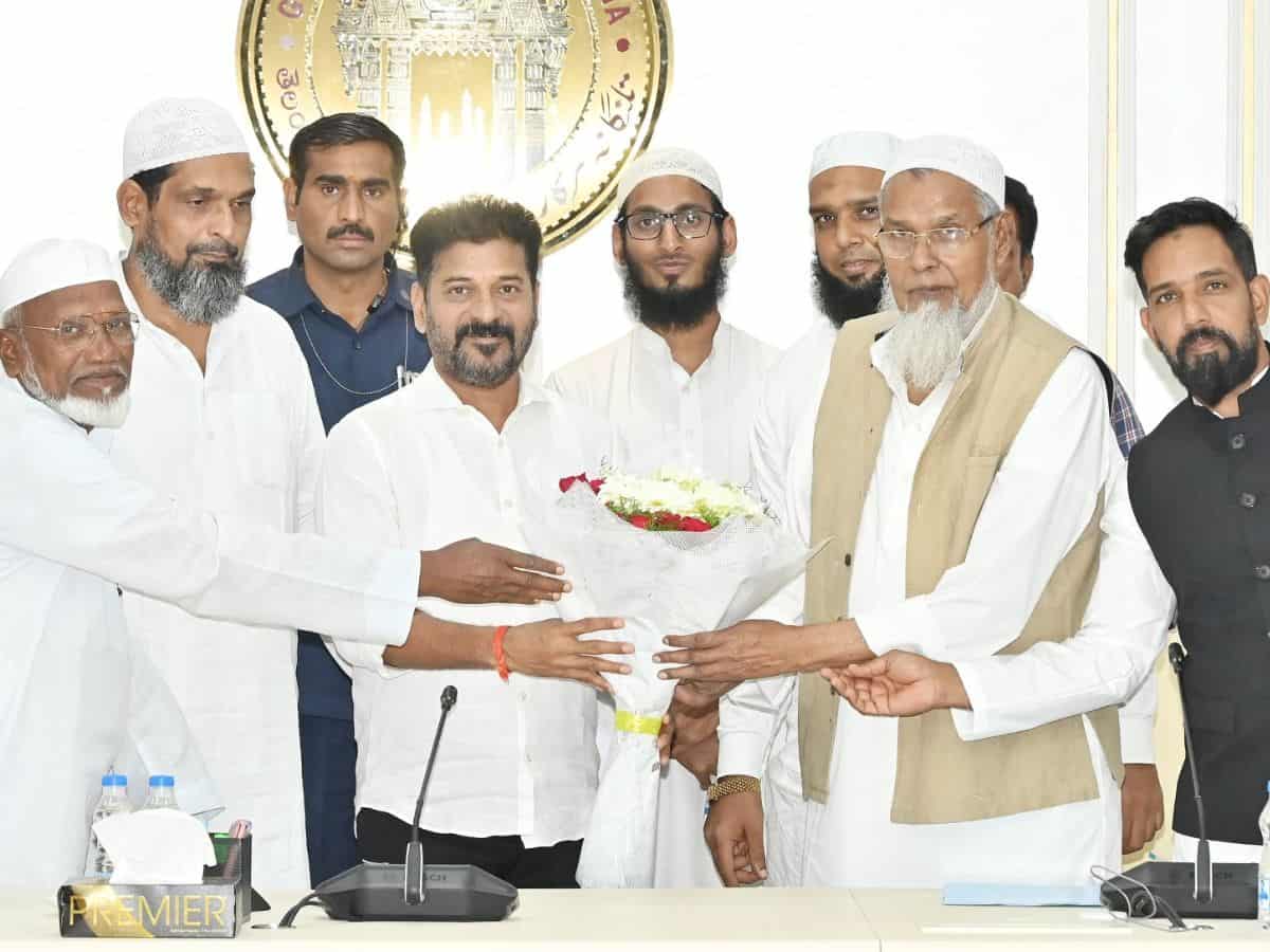 Muslim leaders meet Telangana CM, urge 4% quota implementation