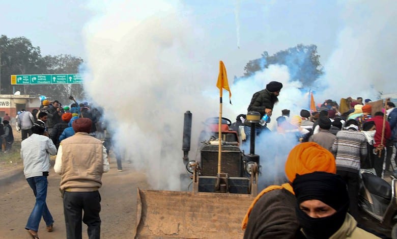 'If farmers are aggressive, we need not be defensive': Cops told at Singhu border