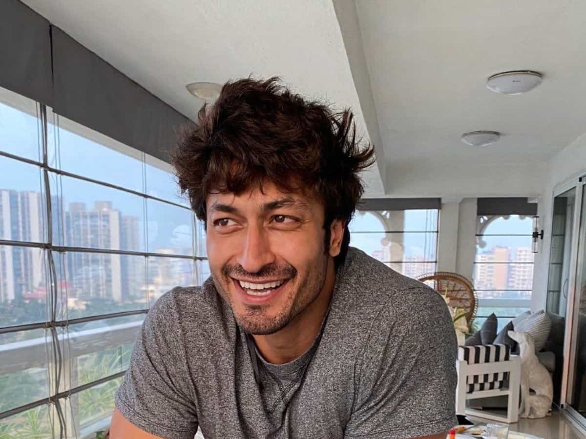 Vidyut Jammwal held by railway cops reportedly for engaging in risky stunts