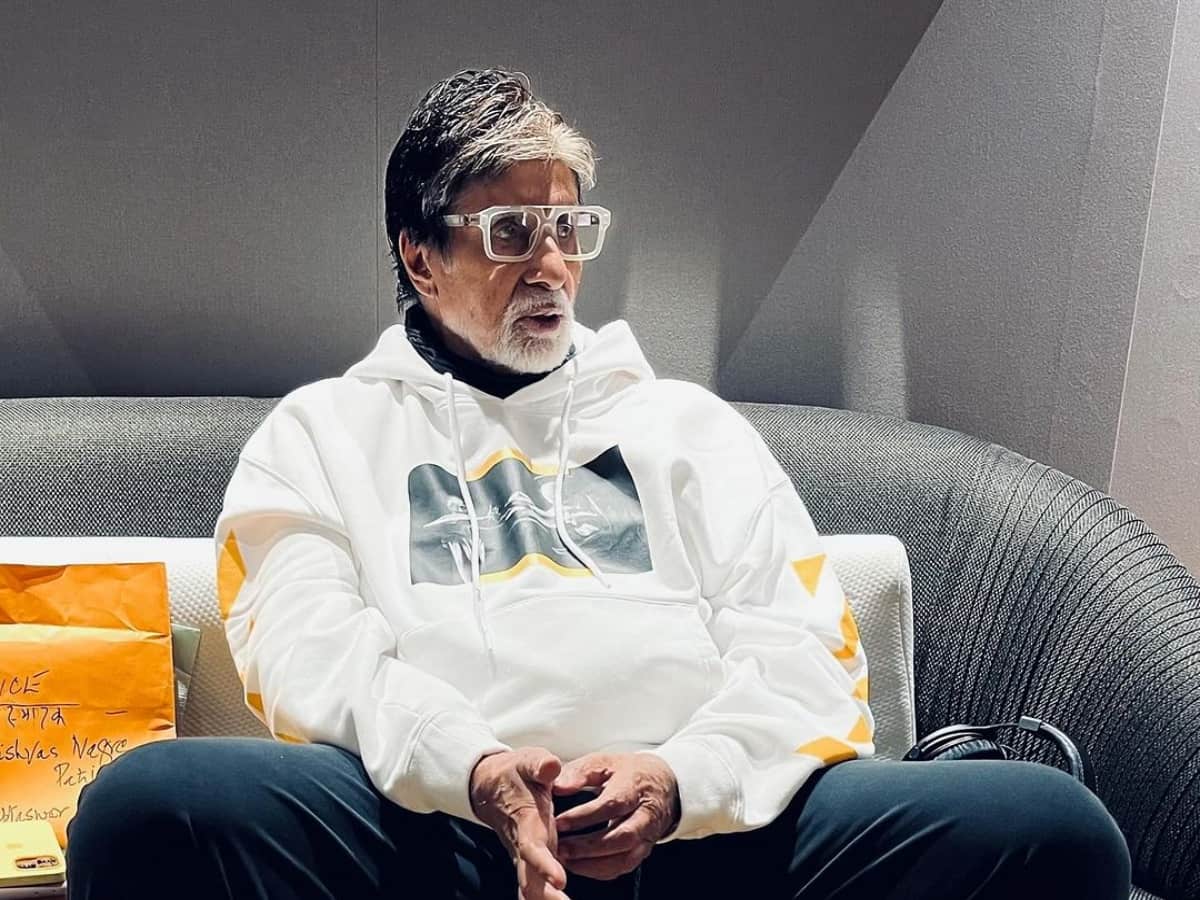 Talk of Town: Amitabh Bachchan's bank balance revealed!