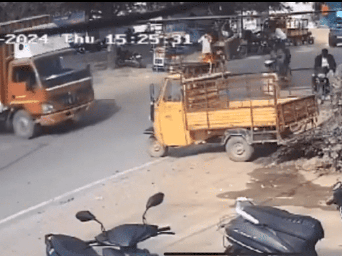Hyderabad: truck runs over 9-year-old in Alwal freak accident