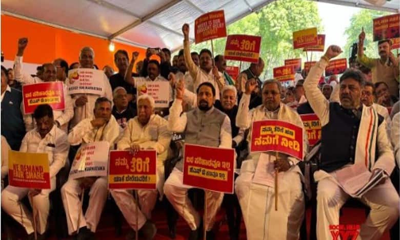 Karnataka govt stages protest against Centre at Jantar Mantar