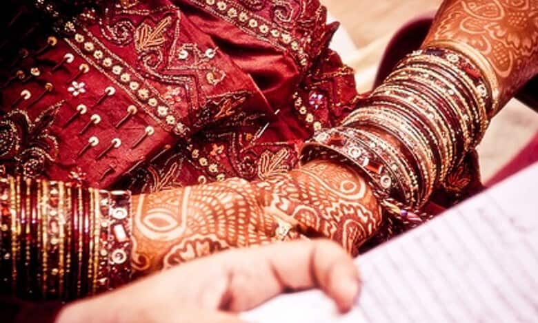 Prayagraj cops bring back sulking groom, solemnise wedding