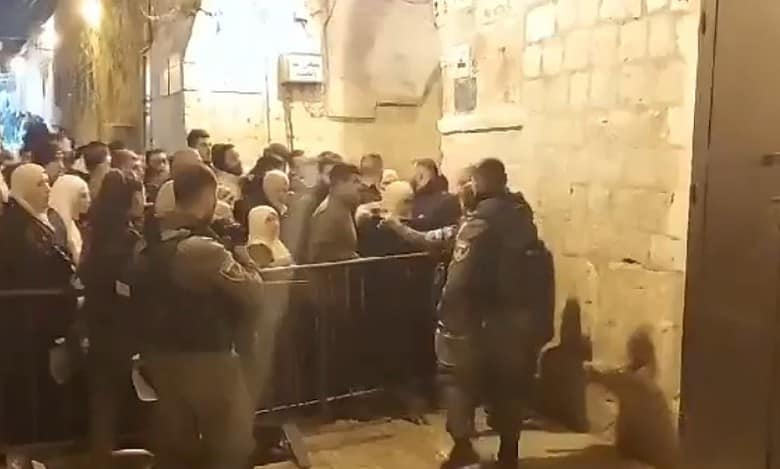 Israeli forces beat worshippers to prevent them from praying Taraweeh at Al-Aqsa Mosque