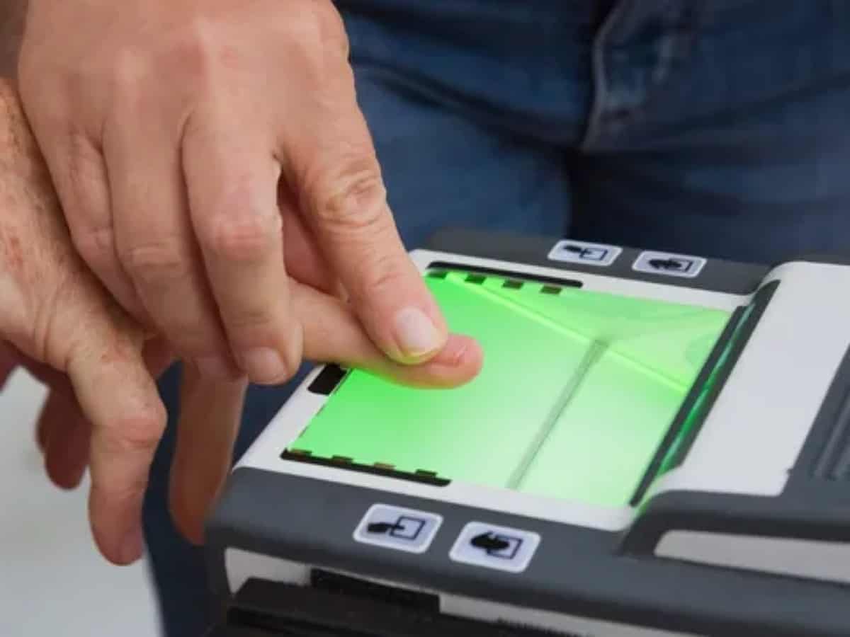 Kuwait mandates biometric fingerprinting for citizens, residents
