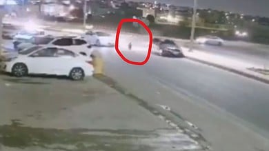 Watch: Saudi driver heroically rescues child, garners praise