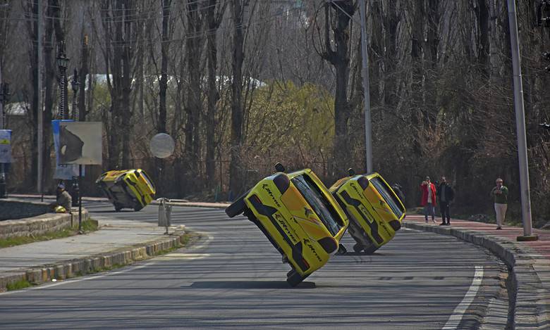 Kashmir: Two Formula-4 cars crash during demo run in Srinagar