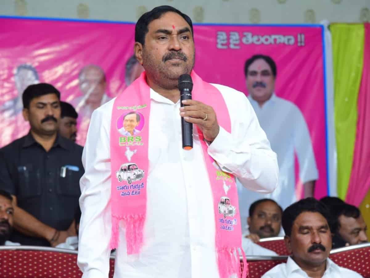 Telangana: Ex-min Errabelli alleges Cong govt of incrimination