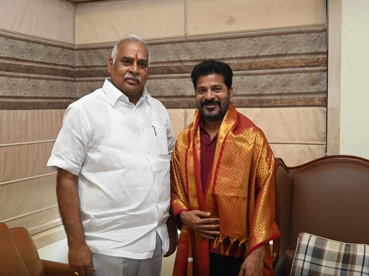 Former MLA Koneru Konappa met CM Revanth Reddy