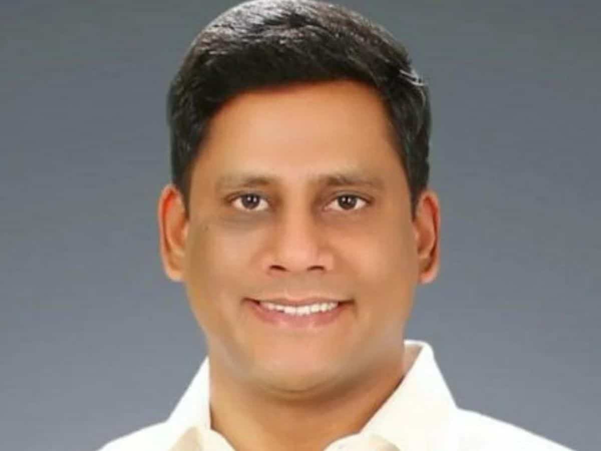 Telangana: Congress fields BRS turncoat Jeevan Reddy in Mahabubnagar MC by-election