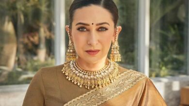 Karisma Kapoor reveals her actual pronouncing of name, it's not 'Karishma'