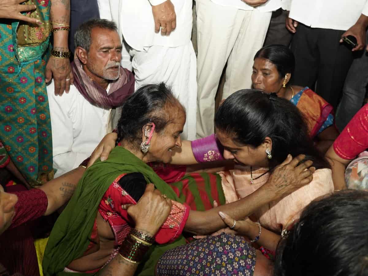 Telangana: Kavitha visits family of slain BC hostel student in Nizamabad