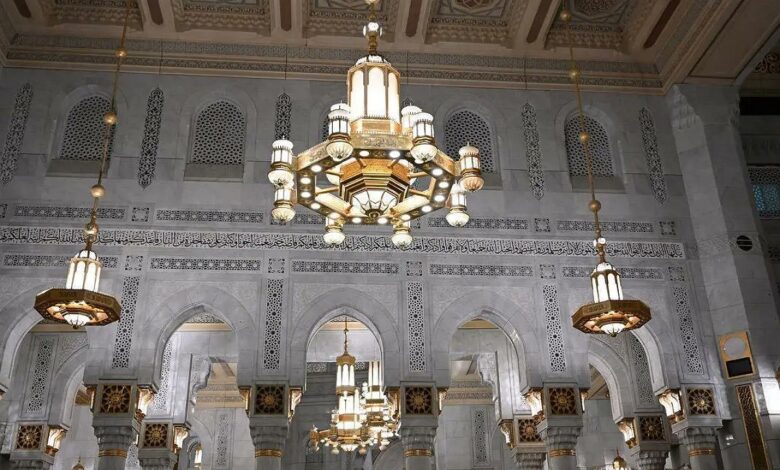 118,000 lighting units illuminate Prophet's Mosque in Madinah
