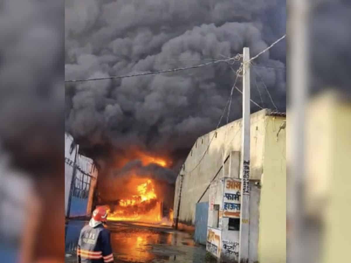 Massive fire at godown in Delhi's Alipur