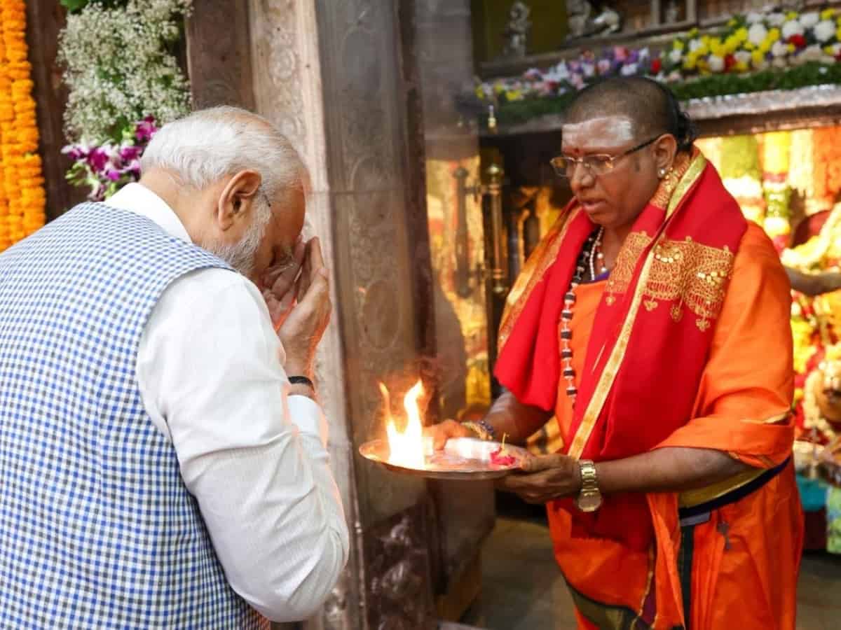 Video: PM Modi prays at Ujjaini Mahakali Temple in Hyderabad