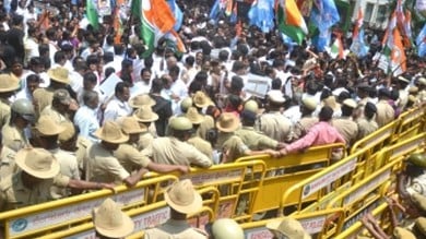 _Police canecharge NSUI workers