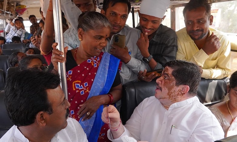 Telangana: Transport minister holds surprise inspection in TSRTC bus