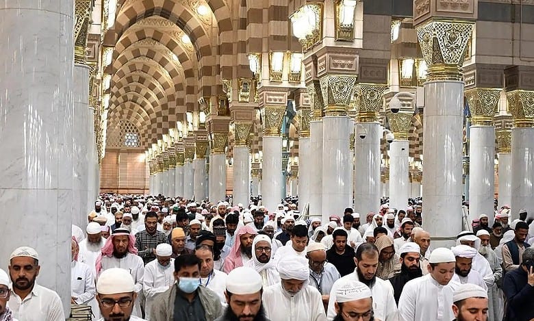 Over 5M worshippers prayed at Prophet's Mosque in 1st week of Ramzan