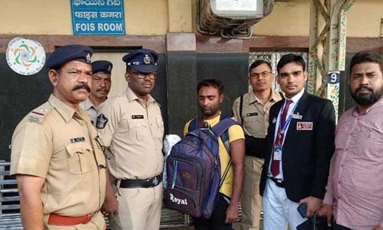 RPF seizes 16 kg cannabis on Janmabhoomi Express