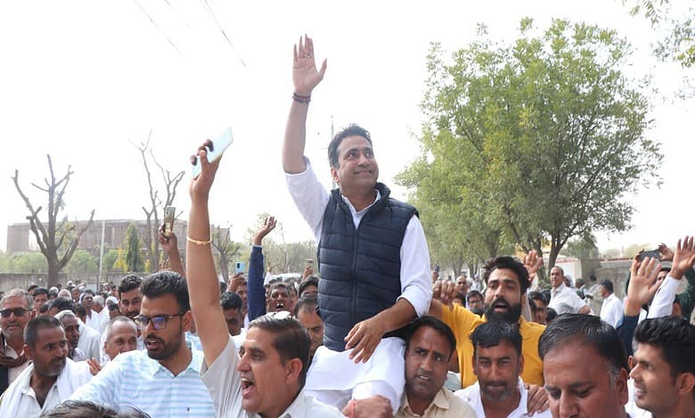 Churu MP Rahul Kaswan resigns from BJP, joins Congress