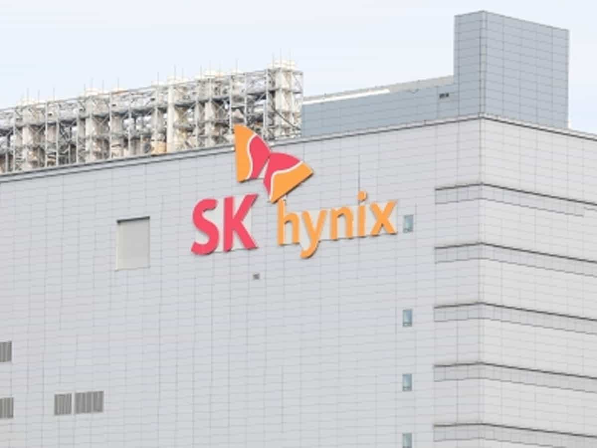 SK hynix expects significant increase in sales of high-end chips