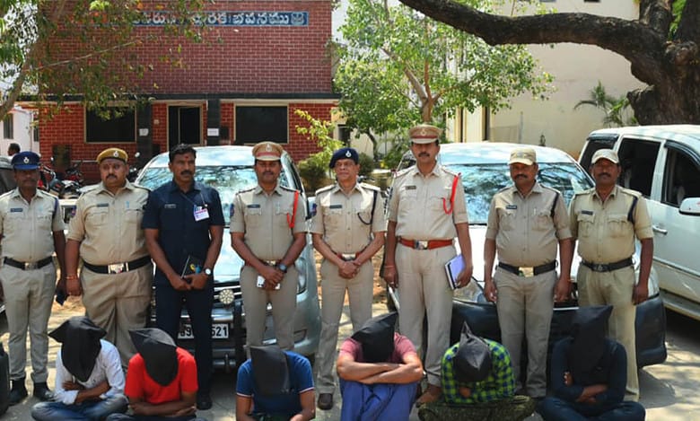 Telangana: Nalgonda cops arrest 6 for stealing fuel from lorries