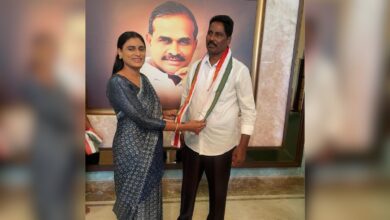 AP: Peeved over being denied ticket, YSRCP MLA joins Congress