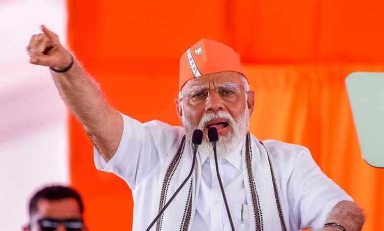 'Mera Bharat, mera parivaar', says Modi to Lalu's 'you don't have family' jibe