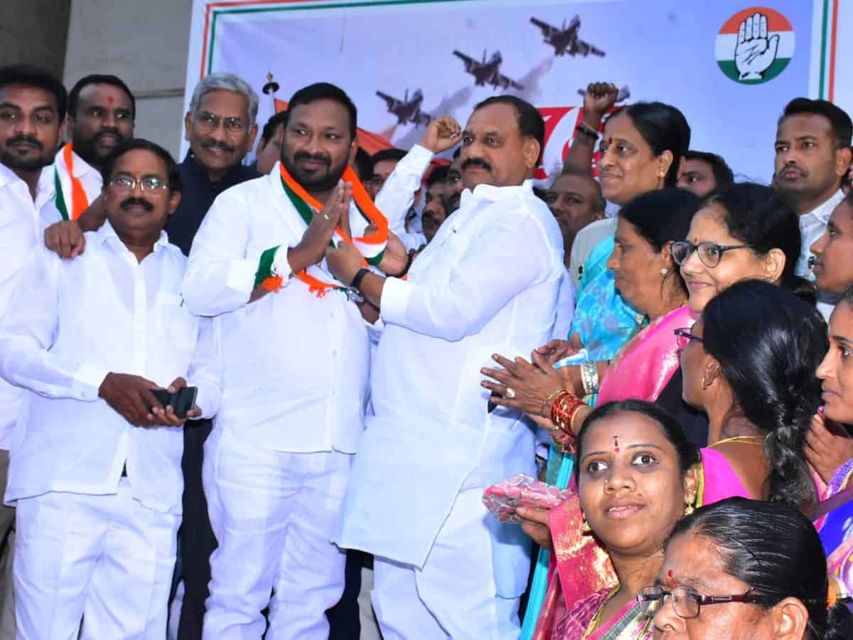 Telangana: Warangal MP Dayakar quits BRS, joins Congress