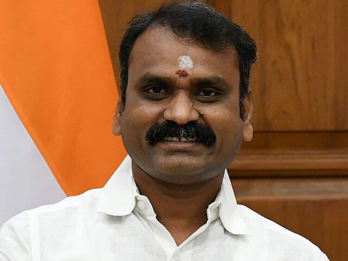 Union Minister L Murugan files nomination from Nilgiris