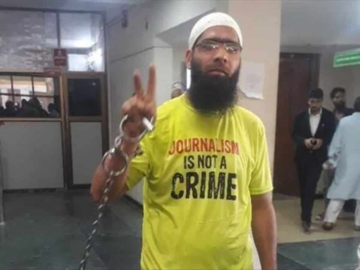 Kashmiri journo held 2 days after being released from 5-year detention