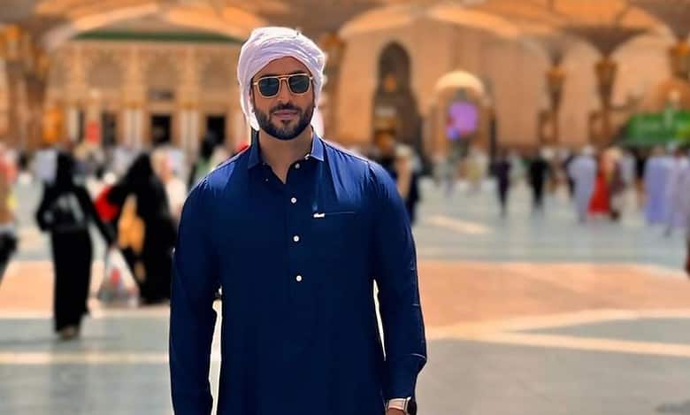 Aly Goni flies to Madinah as Ramzan begins, 'Bechaini si thi..'