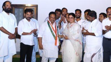 Telangana: Ex MP Jithender Reddy resigns from BJP, joins Congress