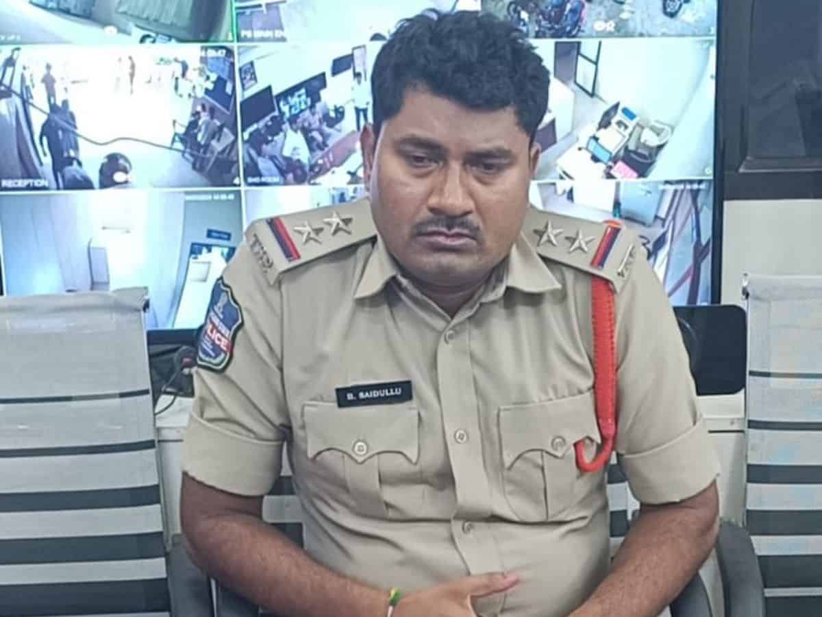 Hyderabad: Sub-inspector caught red-handed demanding bribe