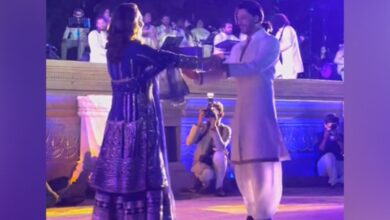Anant-Radhika's pre-wedding: SRK-Gauri Khan groove to 'Main Yahaan Hoon'