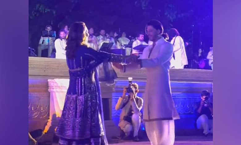 Anant-Radhika's pre-wedding: SRK-Gauri Khan groove to 'Main Yahaan Hoon'